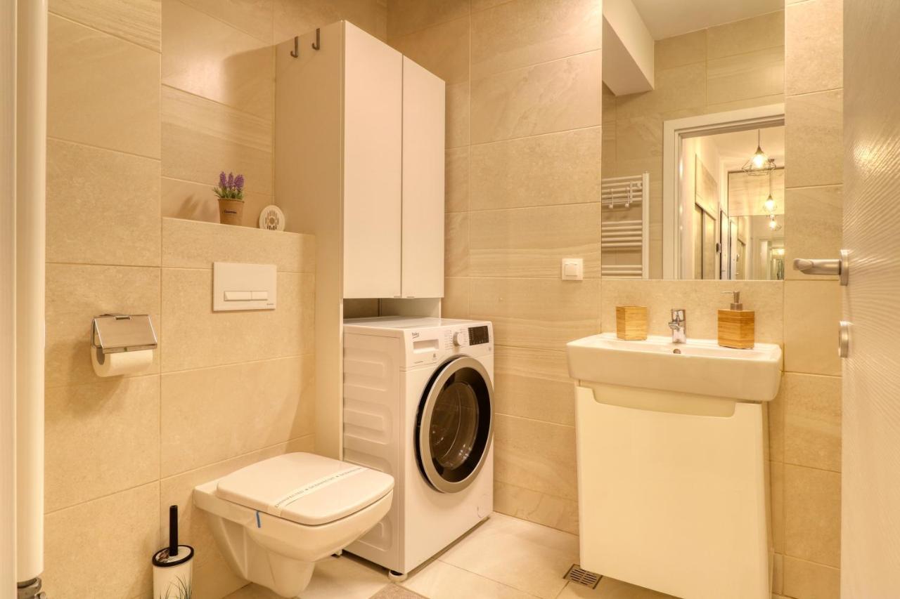 בוקרשט Relaxation Station - My Charming, Cosy&Inviting Apt - Smart Thermostat - Private Parking - Ior Park - Long Term Price Cuts מראה חיצוני תמונה