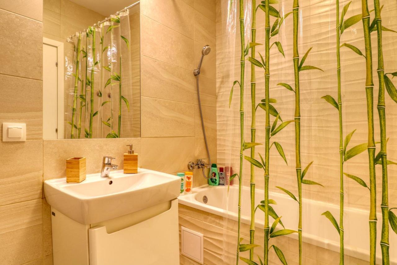 בוקרשט Relaxation Station - My Charming, Cosy&Inviting Apt - Smart Thermostat - Private Parking - Ior Park - Long Term Price Cuts מראה חיצוני תמונה